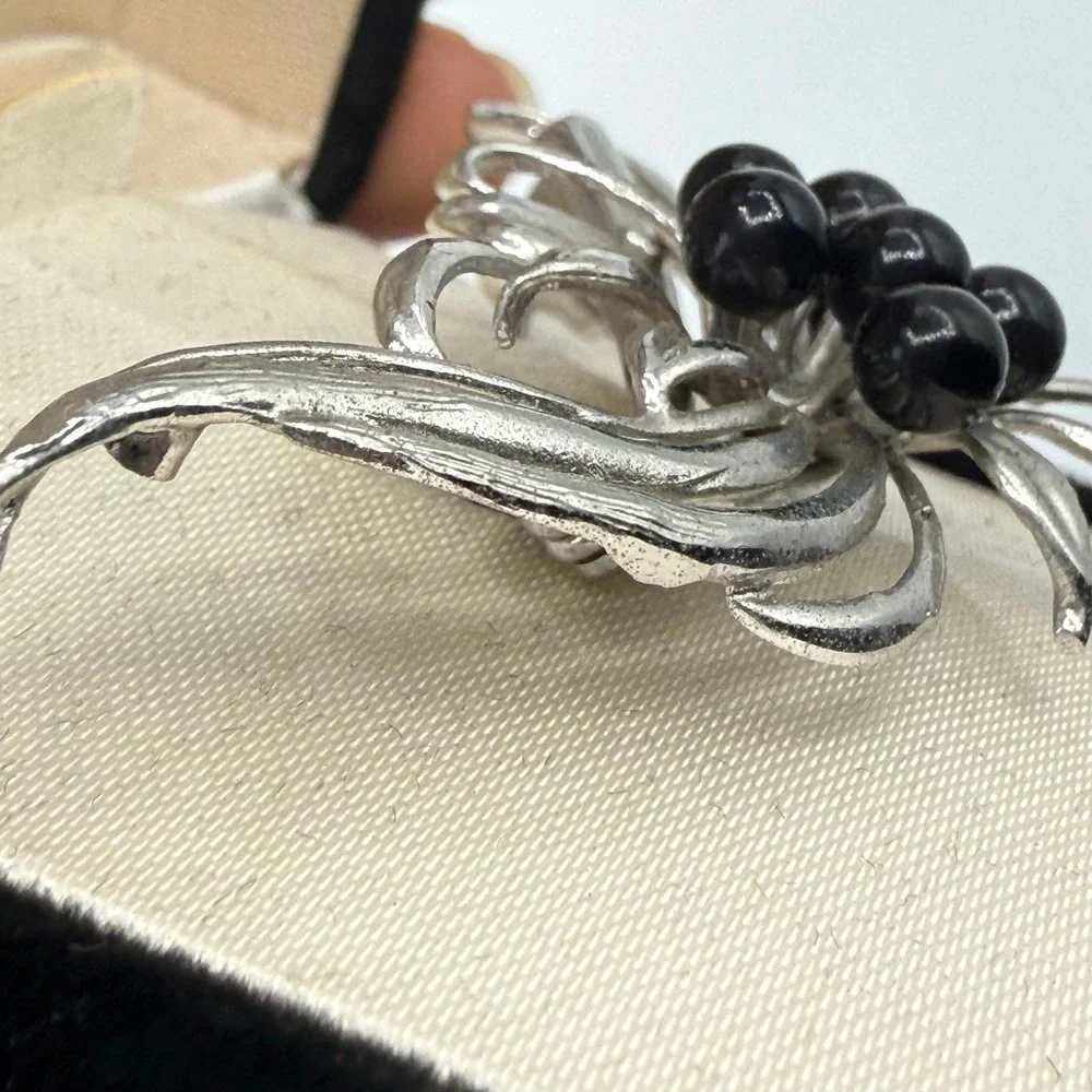 Vintage Hawaiian Silver Plated Black Coral Floral Brooch Pin Tropical Leaf - Picture 5 of 10